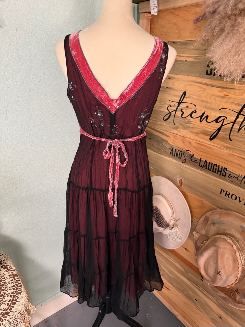 jonathan martin Sleeveless V-Neck Tiered Maxi Dress in Burgundy and Pink Trim - Picture 5 of 6
